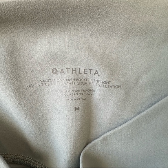 Athleta Salutation Stash Pocket 7/8 Legging Size Medium - Picture 6 of 7